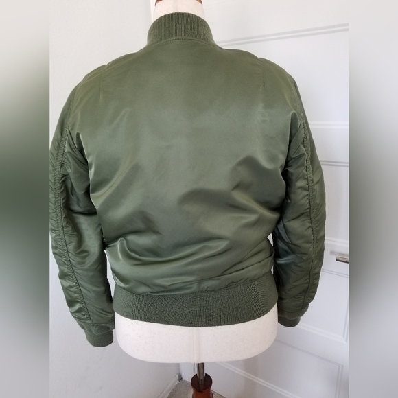 Alpha Industries MA-1 Reversible Bomber Jacket, Women's Size Large - Picture 3 of 9
